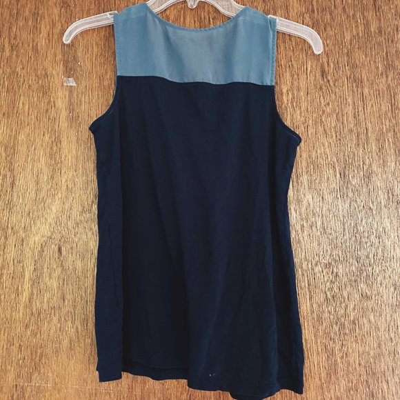 Uniqlo Paneled Tank Top in Blue - Picture 2 of 3